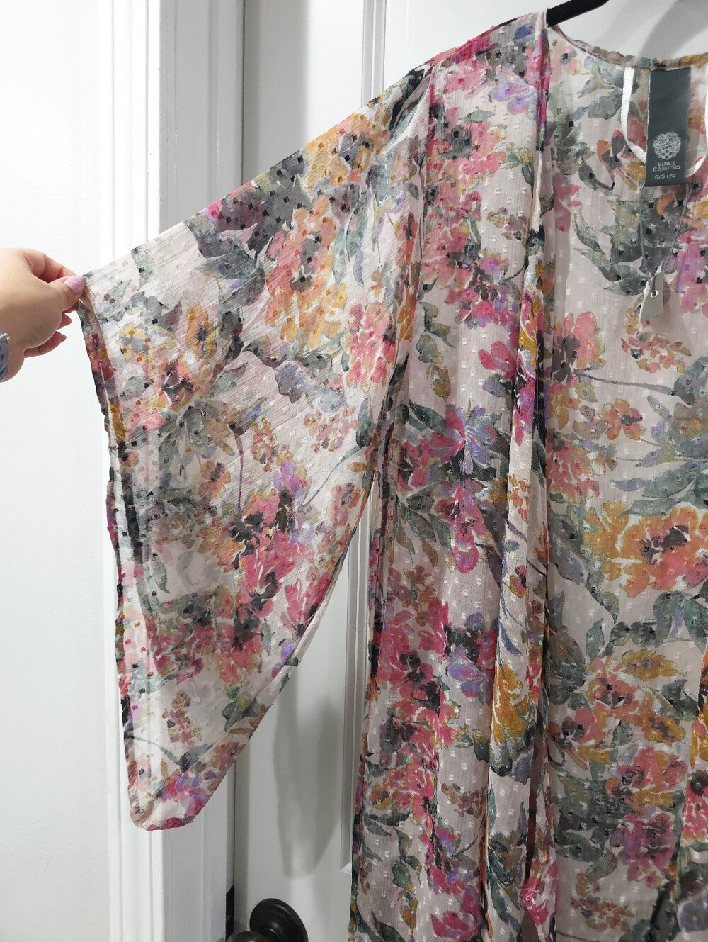 VINCE CAMUTO Floral Swiss Dot Kimono | Boho Resort Cover-Up Summer Romantic, OS - Picture 4 of 12